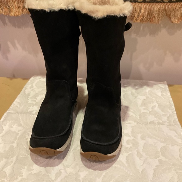 Like New Merrell WP/Insulated Approach Boots Size 8 - Picture 2 of 9